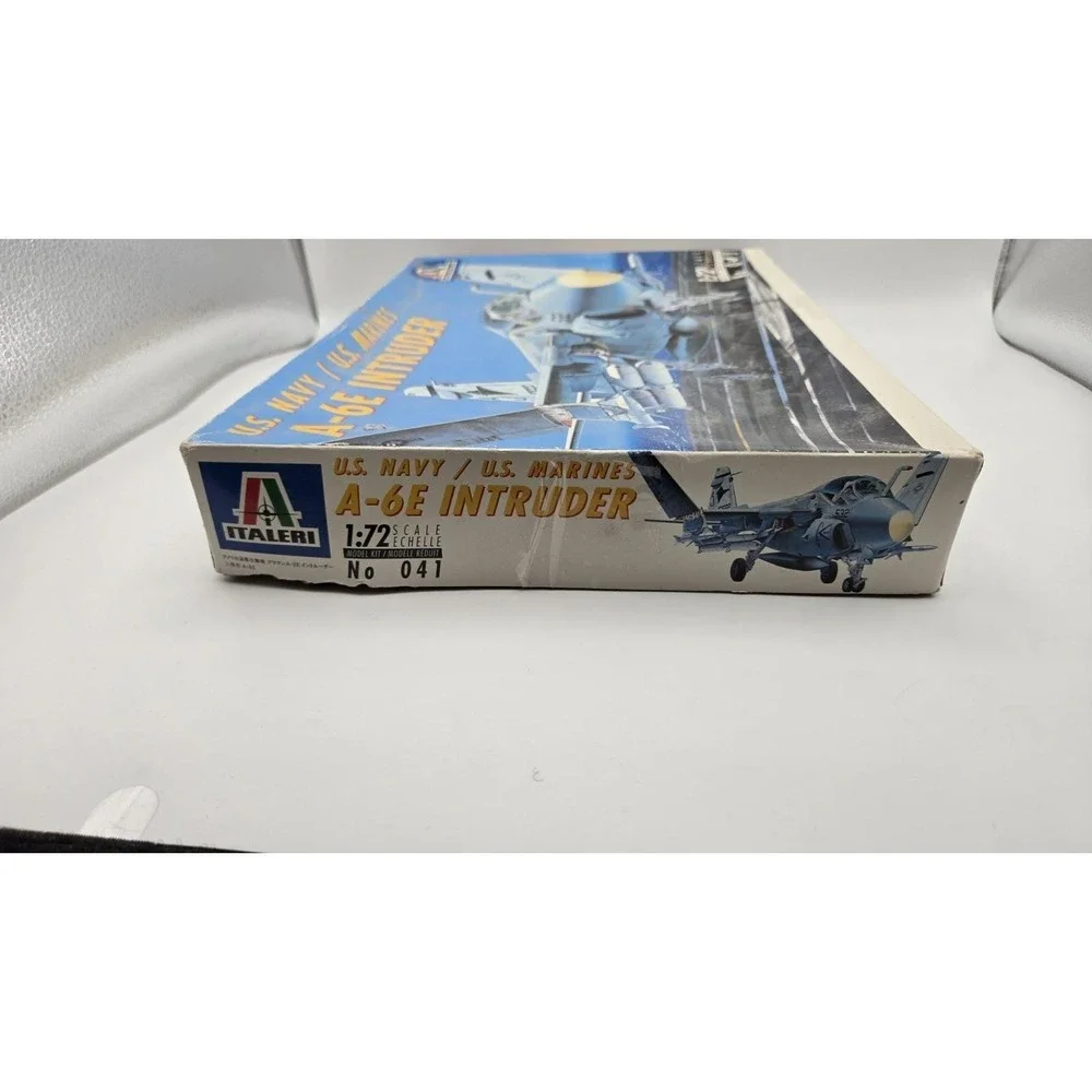 Italeri A-6E Intruder Model Kit 1/72 Scale Open Complete US Navy Aircraft